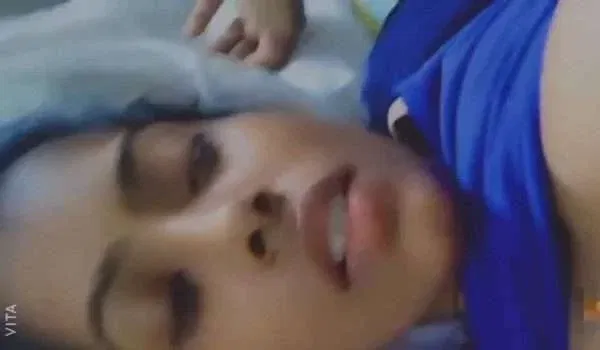 Desi Girl Lund Chus Ke Chudwati Hui Jarur Dekhen