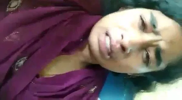 Chair Pe Girlfriend Ko Berahami Se Chodte Hue MMS Banaya