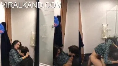 Punjabi GF ki Bathroom Me Chut Ke Andar Pani Choda